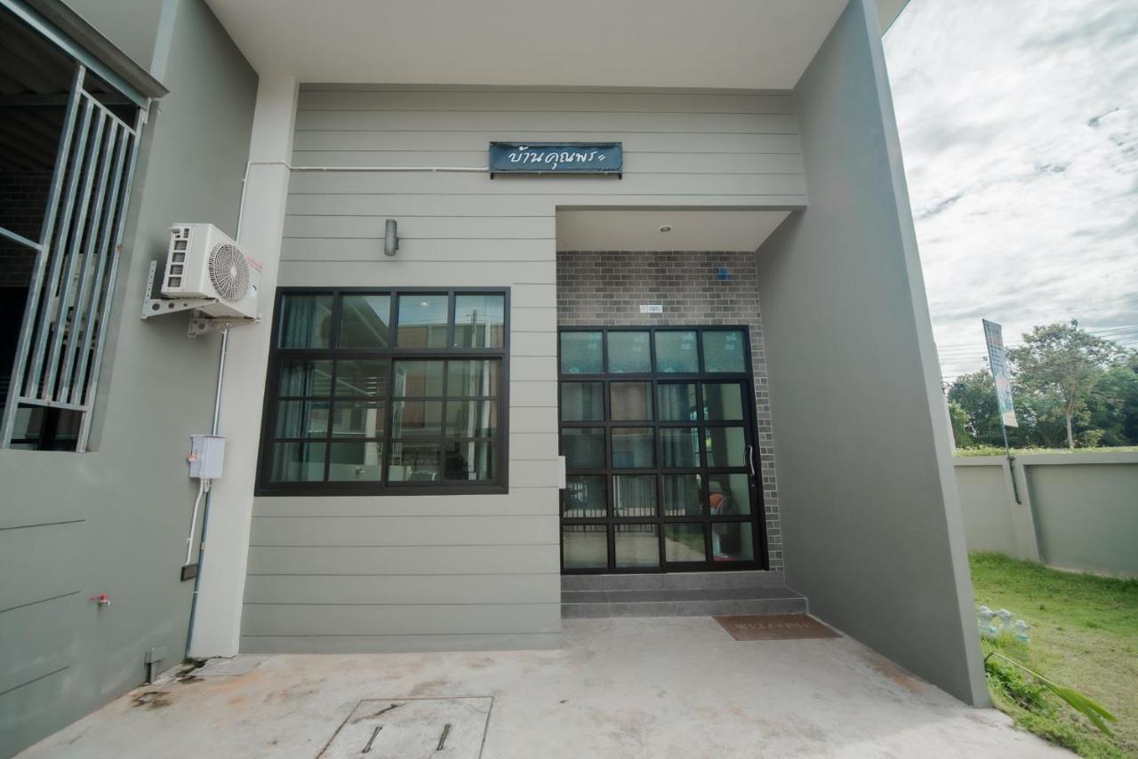 บ้านคุณพระ แอท โกเตง Surat Thani Exterior photo